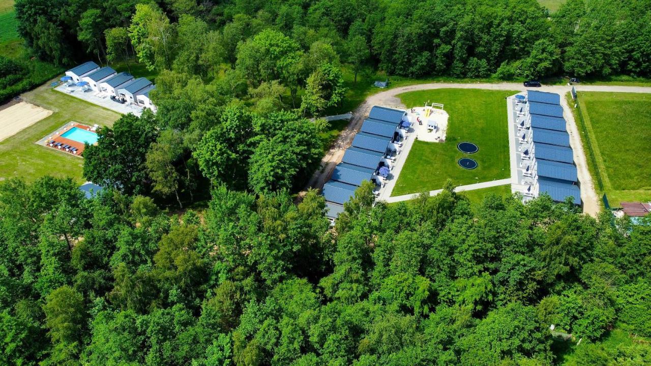 Lumi Resort Domki Letniskowe Z Podgrzewanym Basenem Rewal Exterior photo